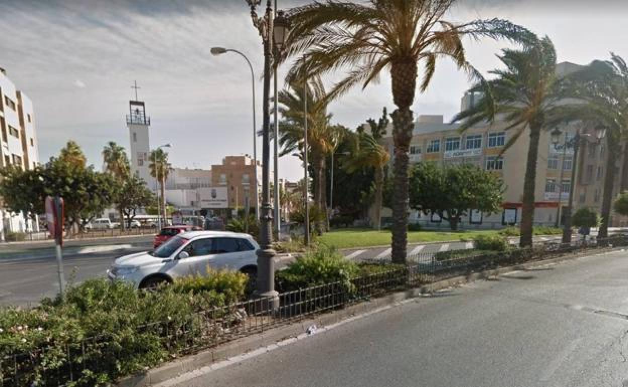 Los padres de la niña atropellada en Roquetas de Mar presentan 700.000 firmas en el Congreso Los padres de la niña atropellada en Roquetas de Mar presentan 700.000 firmas en el Congreso