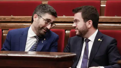 Jordi Puigneró y Pere Aragonès en el Parlament Jordi Puigneró y Pere Aragonès en el Parlament