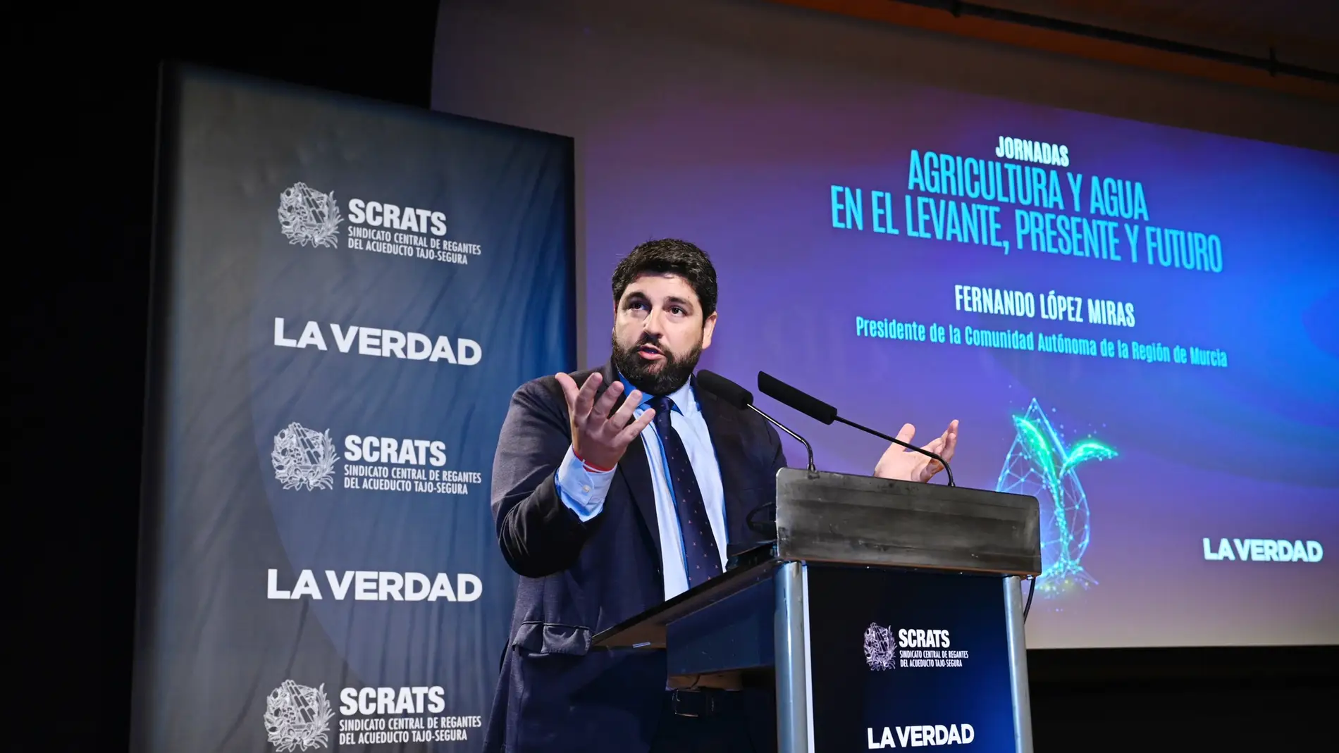 López Miras subraya que el problema de Estado del agua pasa por un pacto nacional
