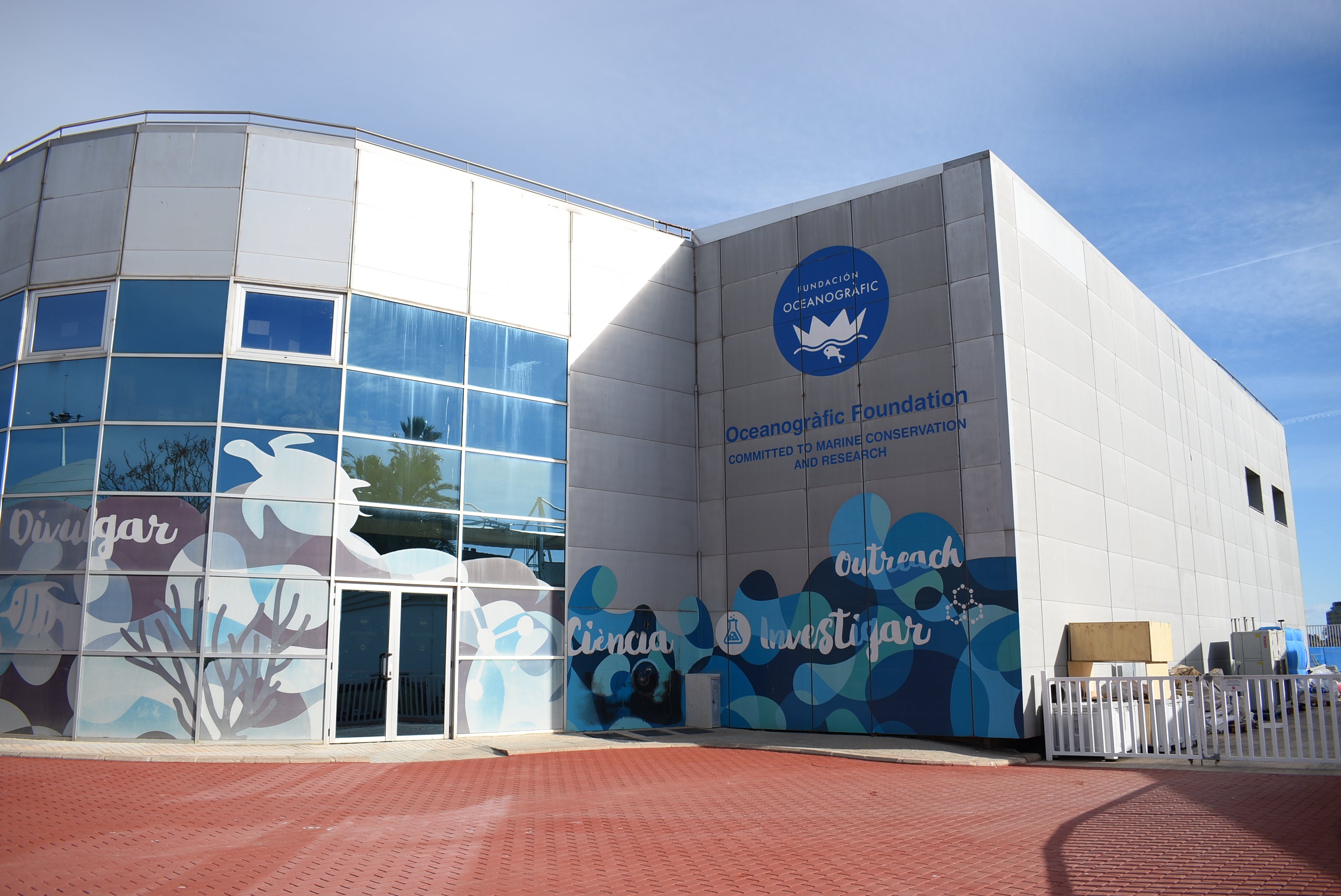 Caixa Popular, l'Oceanogràfic i Rubio ajuden a estimar i cuidar els animals Caixa Popular, l'Oceanogràfic i Rubio ajuden a estimar i cuidar els animals