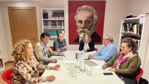 Reuni&oacute;n en la sede del PSOE de Gij&oacute;n