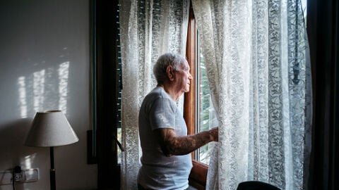 Aumenta la soledad no deseada tras la pandemia: "Una de cada diez personas no tiene a quien acudir ante un problema"
