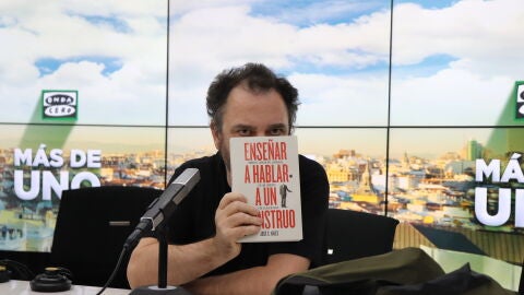 El escritor y fil&oacute;logo Jos&eacute; C. Vales