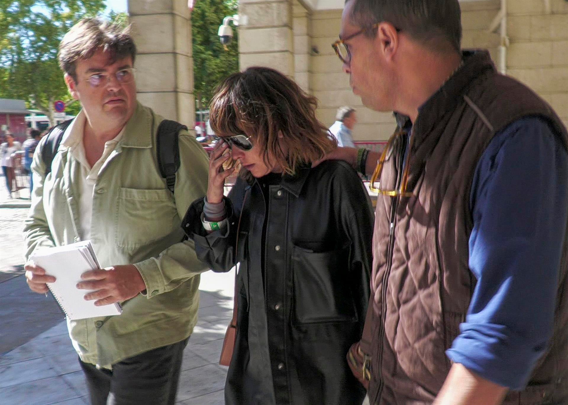 La actriz María León denuncia abuso policial y niega haber agredido a un agente La actriz María León denuncia abuso policial y niega haber agredido a un agente