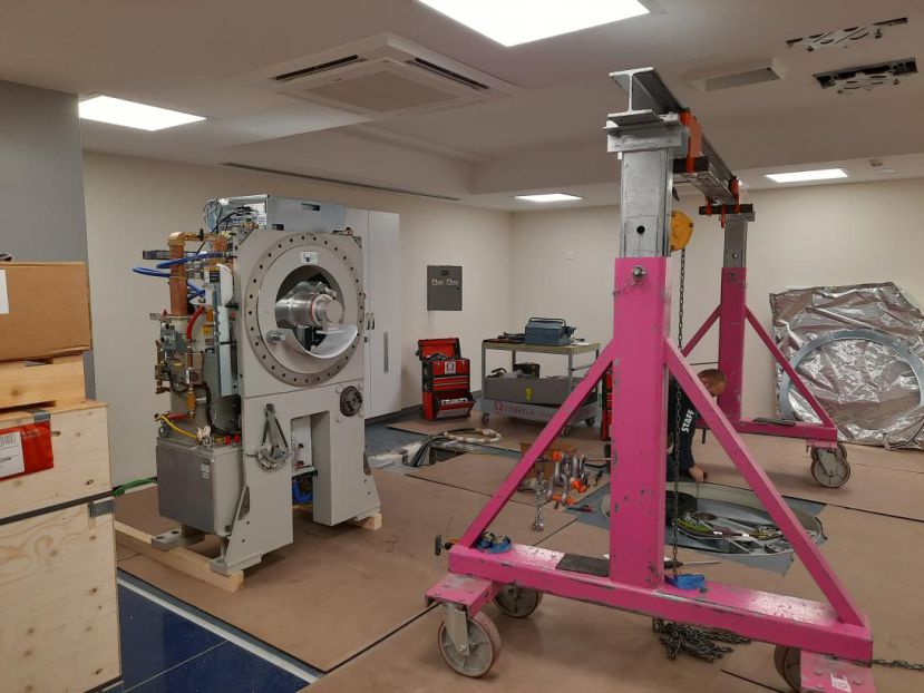 Llega a Albacete el segundo acelerador lineal para el Servicio de Oncología Radioterápica Llega a Albacete el segundo acelerador lineal para el Servicio de Oncología Radioterápica