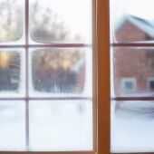 Cómo aislar las ventanas del frío