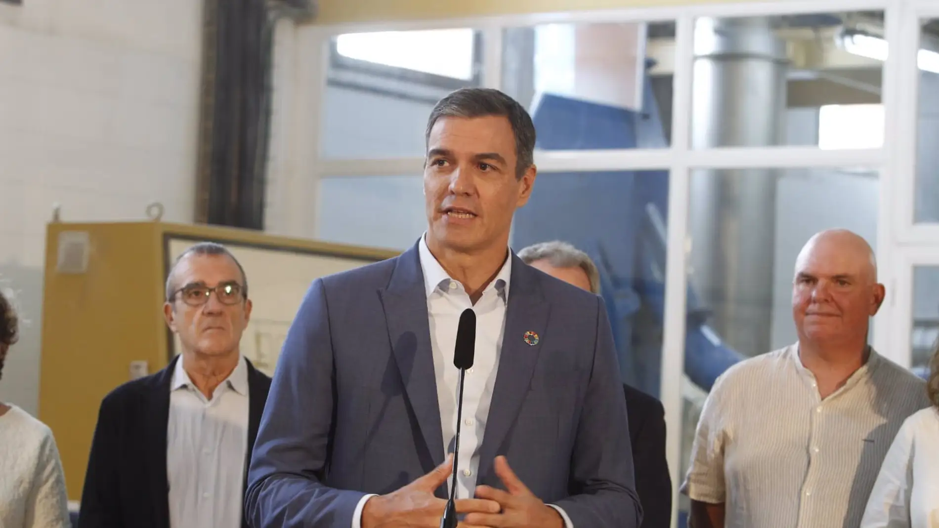 El presidente del Gobierno, Pedro Sánchez, anuncia en Mallorca la aprobación de la parte fiscal del REB
