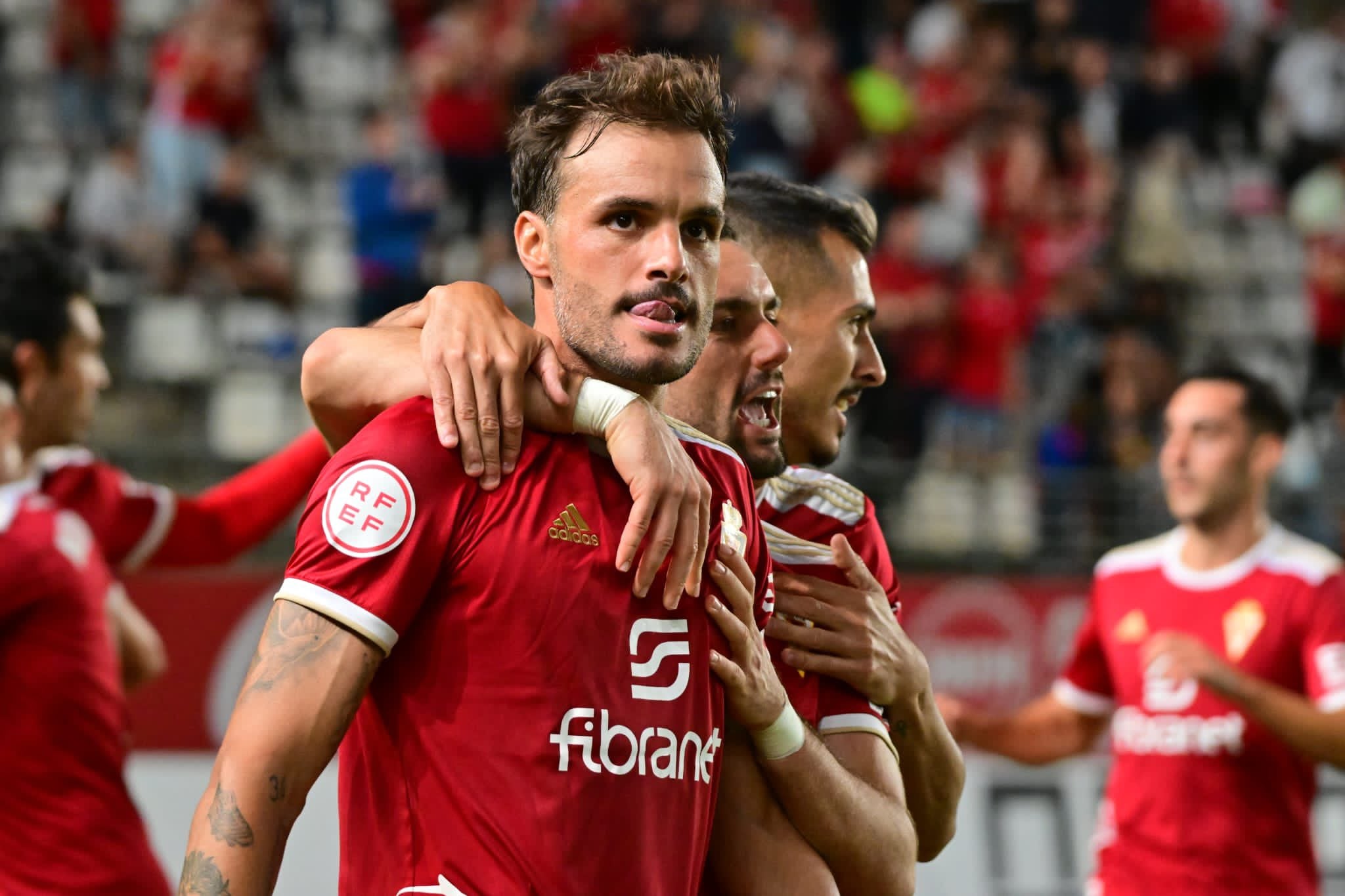 Pedro León lidera a un Real Murcia convencido de que entrará en los playoffs Pedro León lidera a un Real Murcia convencido de que entrará en los playoffs