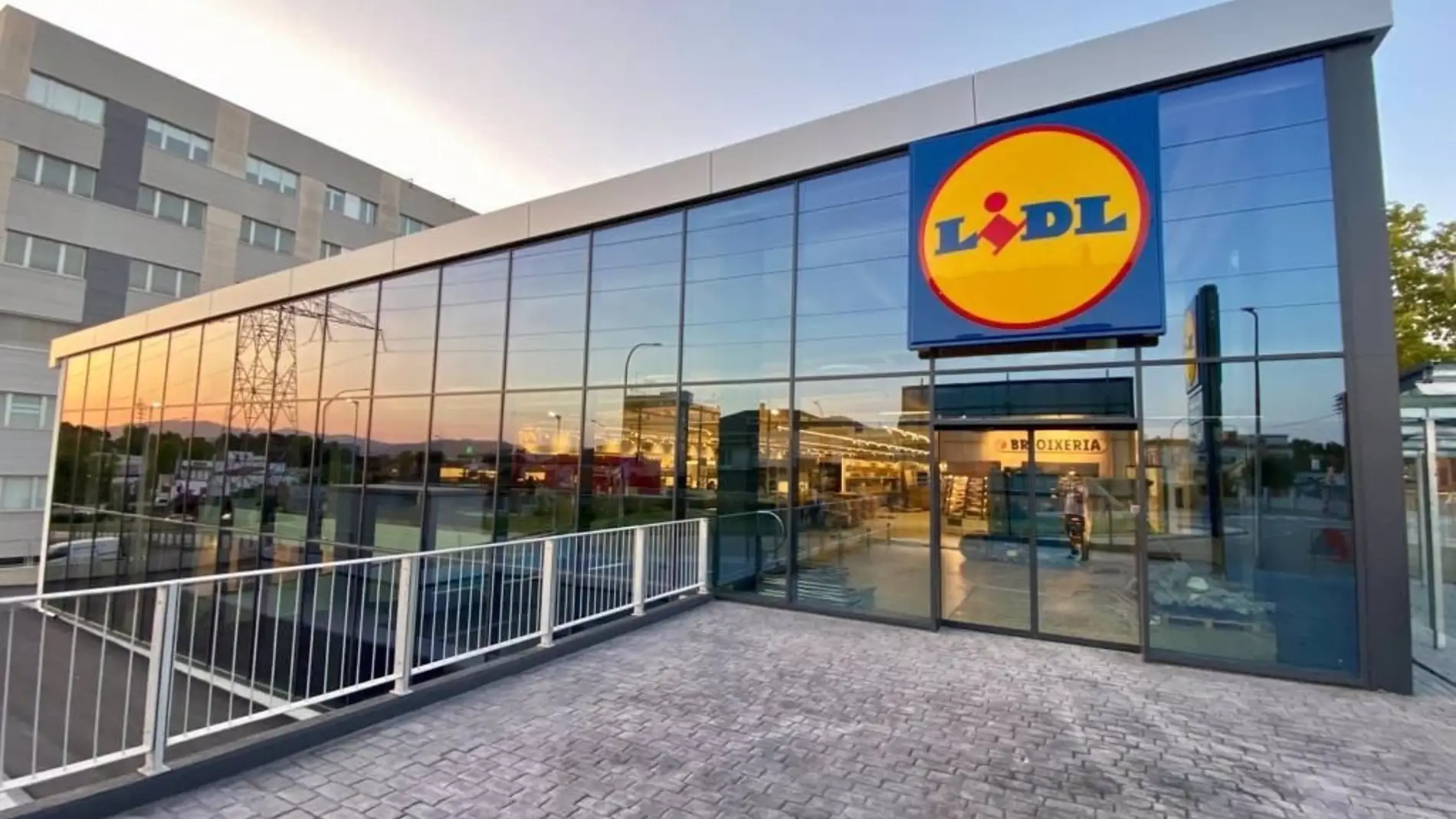 El nuevo supermercado de Lidl abrirá la próxima semana en el centro comercial Luz del Tajo de Toledo