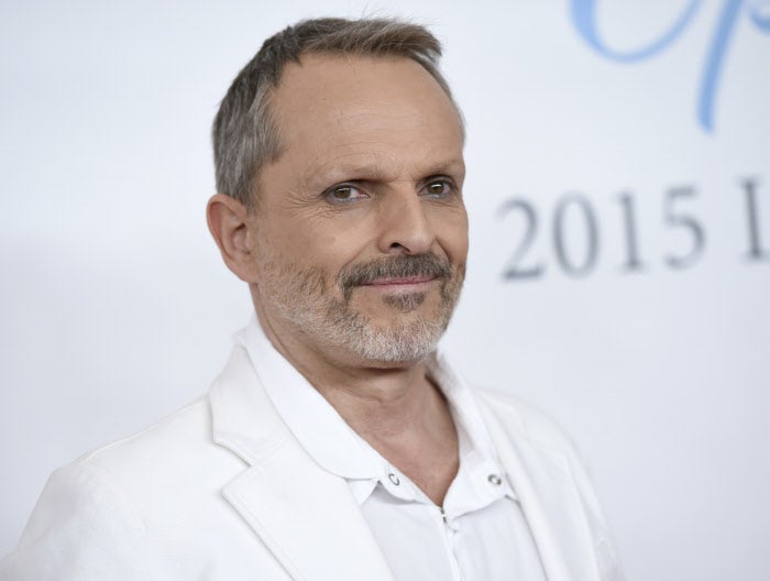 "Seré tu amante pan Bimbo", la verdadera letra de 'Bandido' de Miguel Bosé "Seré tu amante pan Bimbo", la verdadera letra de 'Bandido' de Miguel Bosé