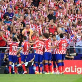 Los jugadores del Atlético celebran un gol ante el Girona