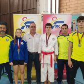 El Club Karate do Shotokan Chazarra logró un pleno de medallas en la segunda jornada de la Liga Autonómica en Canals (Valencia)