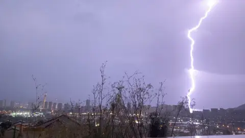 rayo tormenta benidorm lluvia muy nuboso rayo tormenta benidorm lluvia muy nuboso