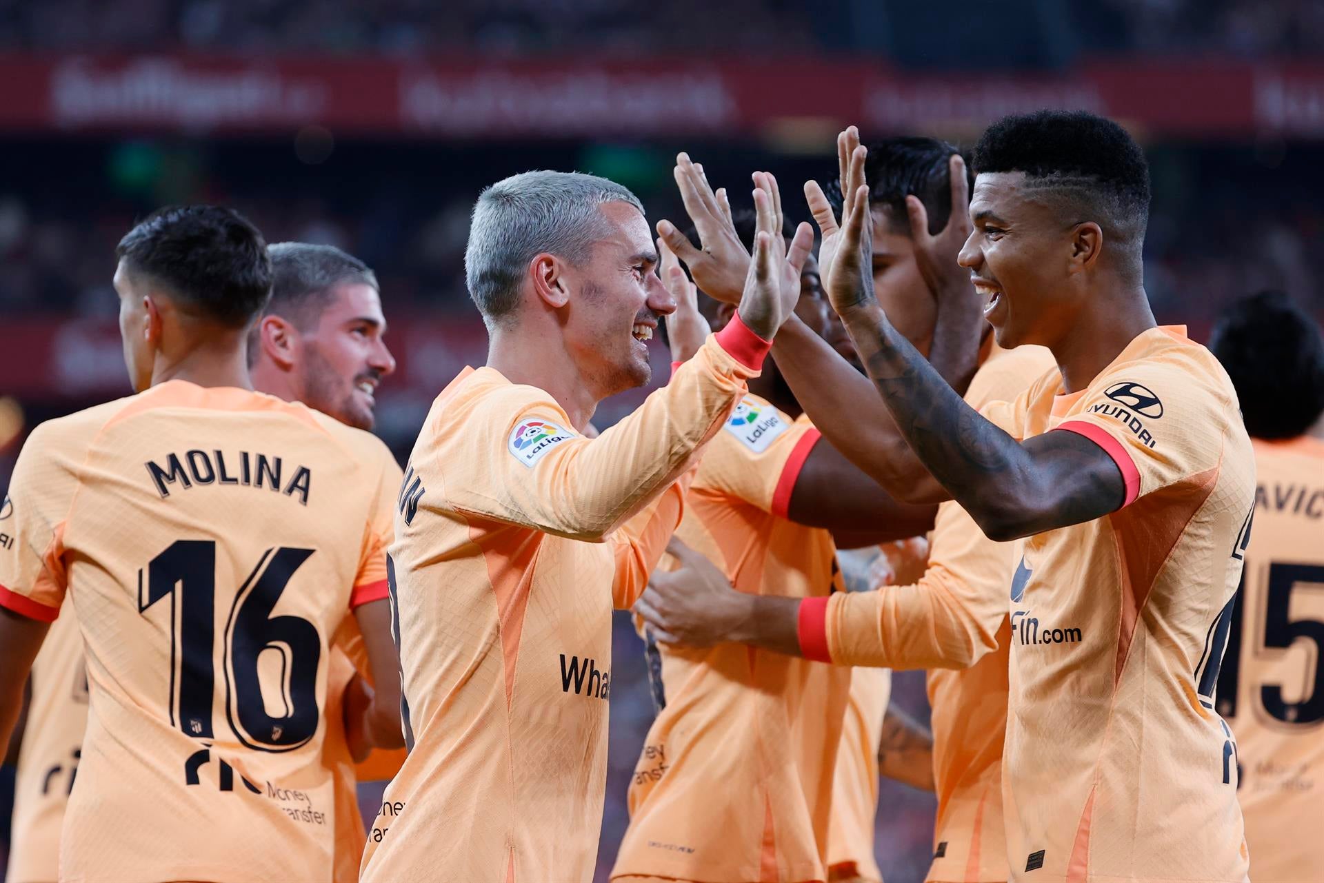 El Atlético de Madrid gana en San Mamés gracias al tanto de Griezmann El Atlético de Madrid gana en San Mamés gracias al tanto de Griezmann