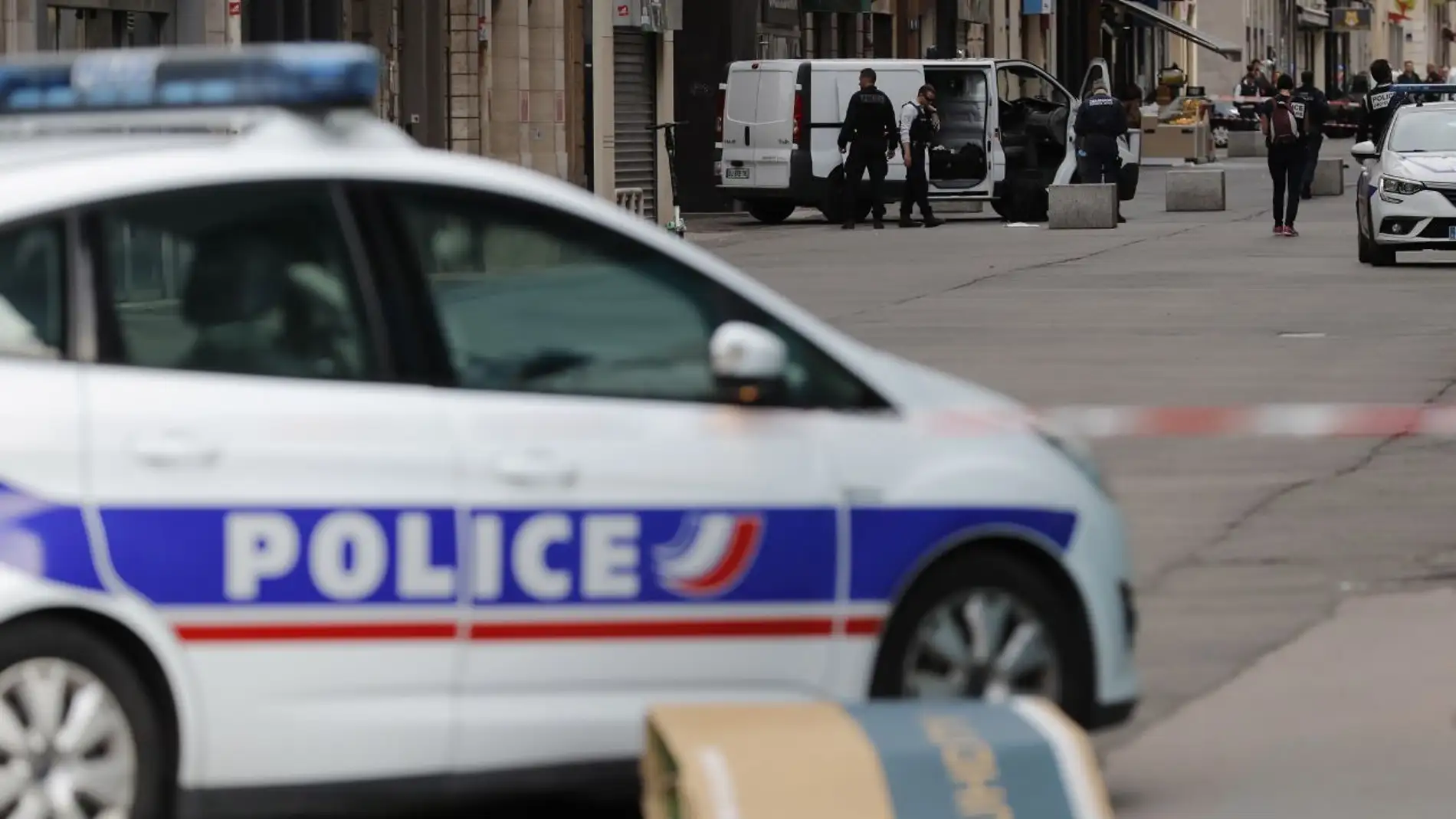 Detienen a cuatro personas tras encontrar el cadáver de una niña dentro de una maleta en París