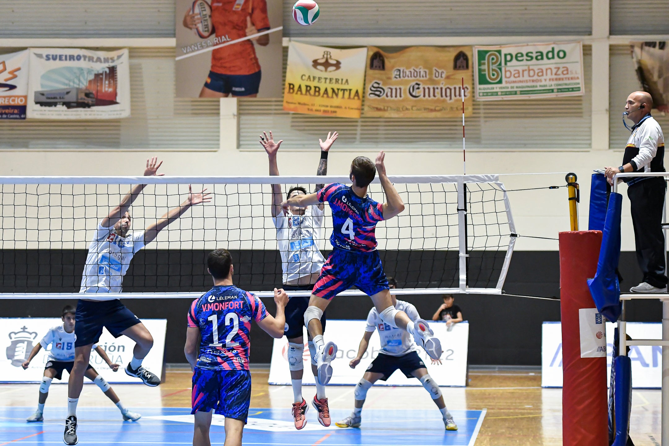 Tercera victoria consecutiva del Léleman Conqueridor Valencia Tercera victoria consecutiva del Léleman Conqueridor Valencia