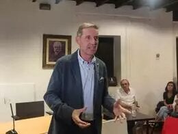 Carlos Llaneza pide esperar a después de las elecciones para concretar La Vega Carlos Llaneza pide esperar a después de las elecciones para concretar La Vega