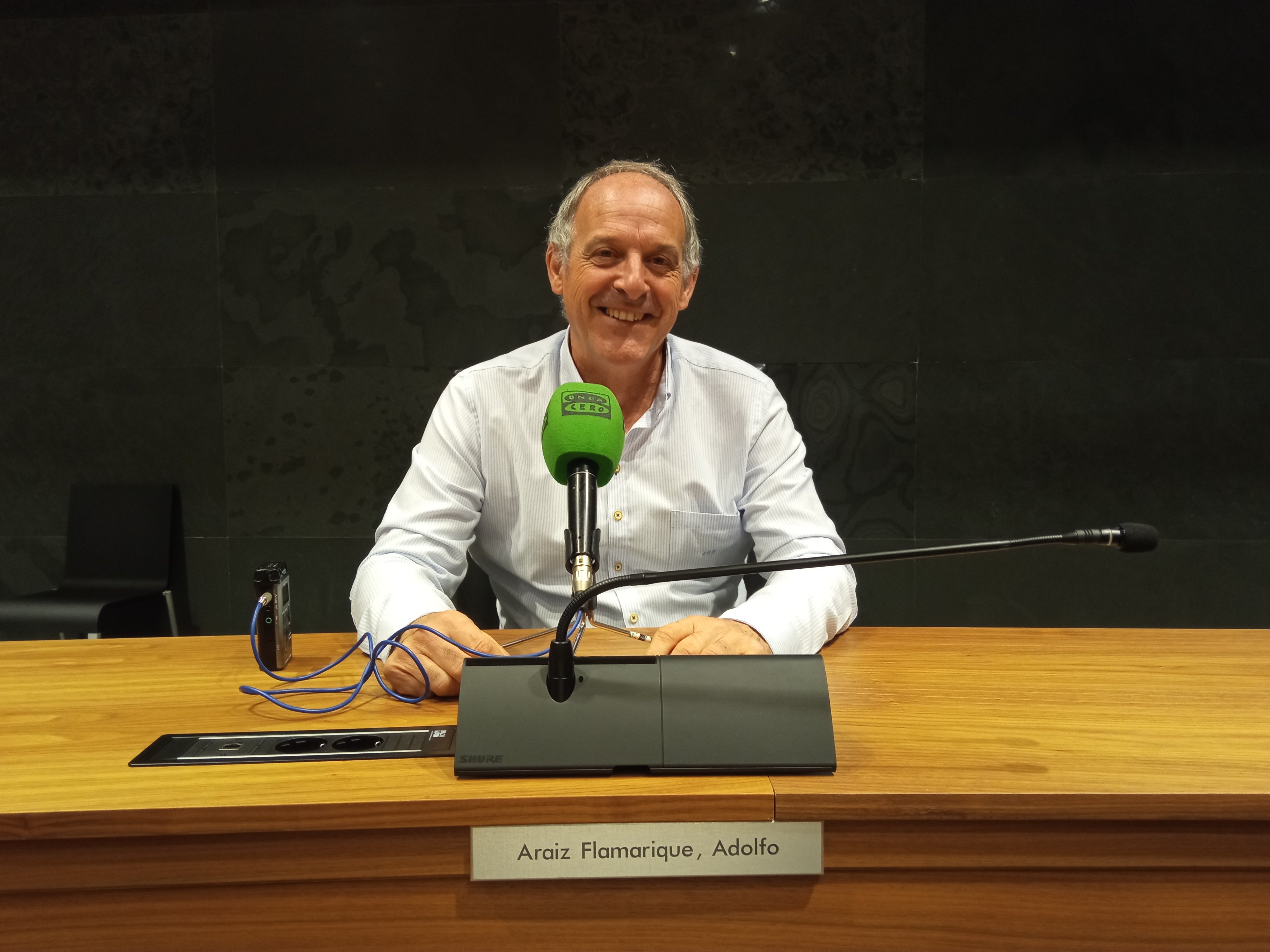 Adolfo Araiz: "Me manifesté ante el juzgado con una pancarta al revés y el lema 'aborto libre y gratuito' que nada tenía que ver con la protesta" Adolfo Araiz: "Me manifesté ante el juzgado con una pancarta al revés y el lema 'aborto libre y gratuito' que nada tenía que ver con la protesta"