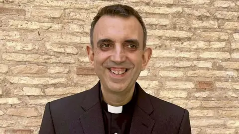 Ernesto Brotóns ordenado nuevo Obispo de Plasencia Ernesto Brotóns ordenado nuevo Obispo de Plasencia