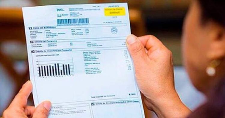 La telefonía y el fuerte incremento de los servicios de agua y energía copan el mayor número de reclamaciones en 2022 La telefonía y el fuerte incremento de los servicios de agua y energía copan el mayor número de reclamaciones en 2022