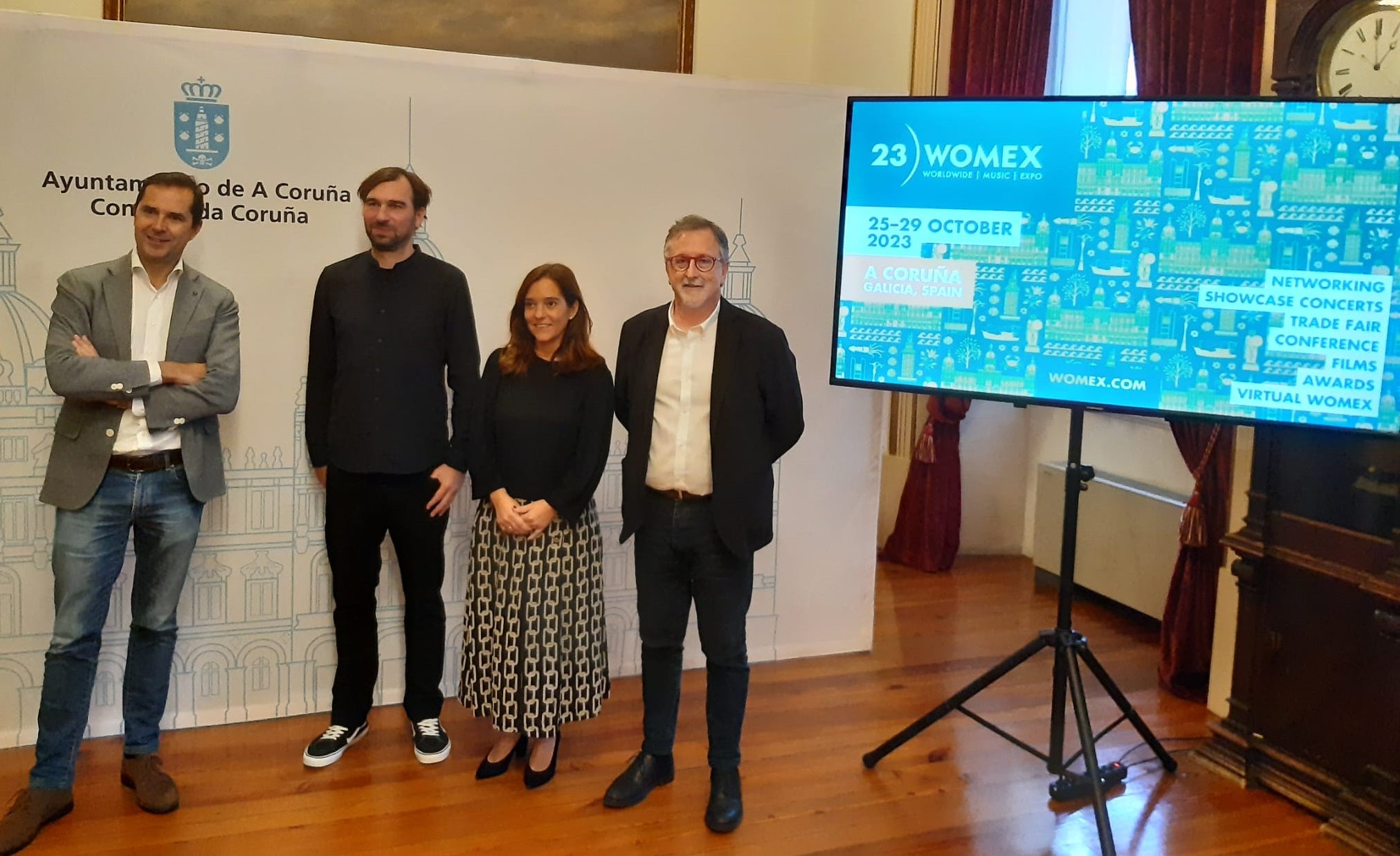A Coruña acogerá el Womex 2023 y hoy acogió la visita de la ministra Raquel Sánchez sin tomar contacto con vecinos del Barrio de las Flores A Coruña acogerá el Womex 2023 y hoy acogió la visita de la ministra Raquel Sánchez sin tomar contacto con vecinos del Barrio de las Flores