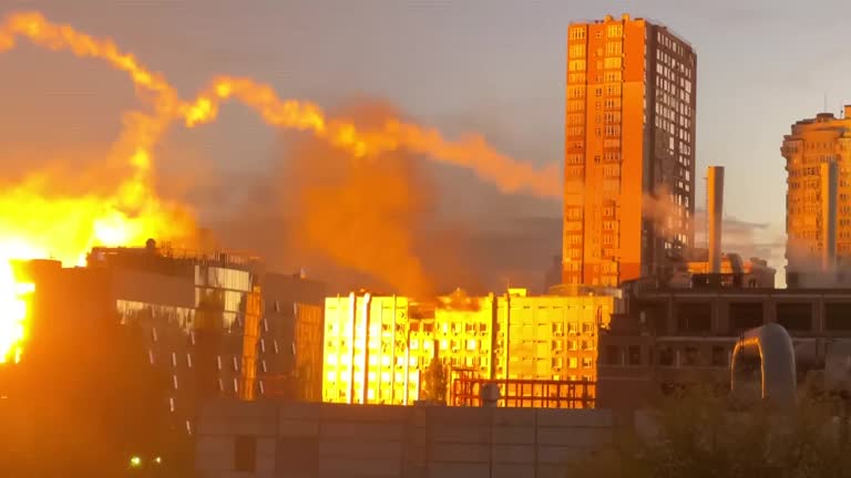 Nuevos ataques con drones kamikaze sacuden el centro de Kiev Nuevos ataques con drones kamikaze sacuden el centro de Kiev