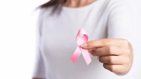 La Diputación de Badajoz subvenciona programas para la lucha contra el cáncer de mama, a través de AOEX y AOTB Badajoz