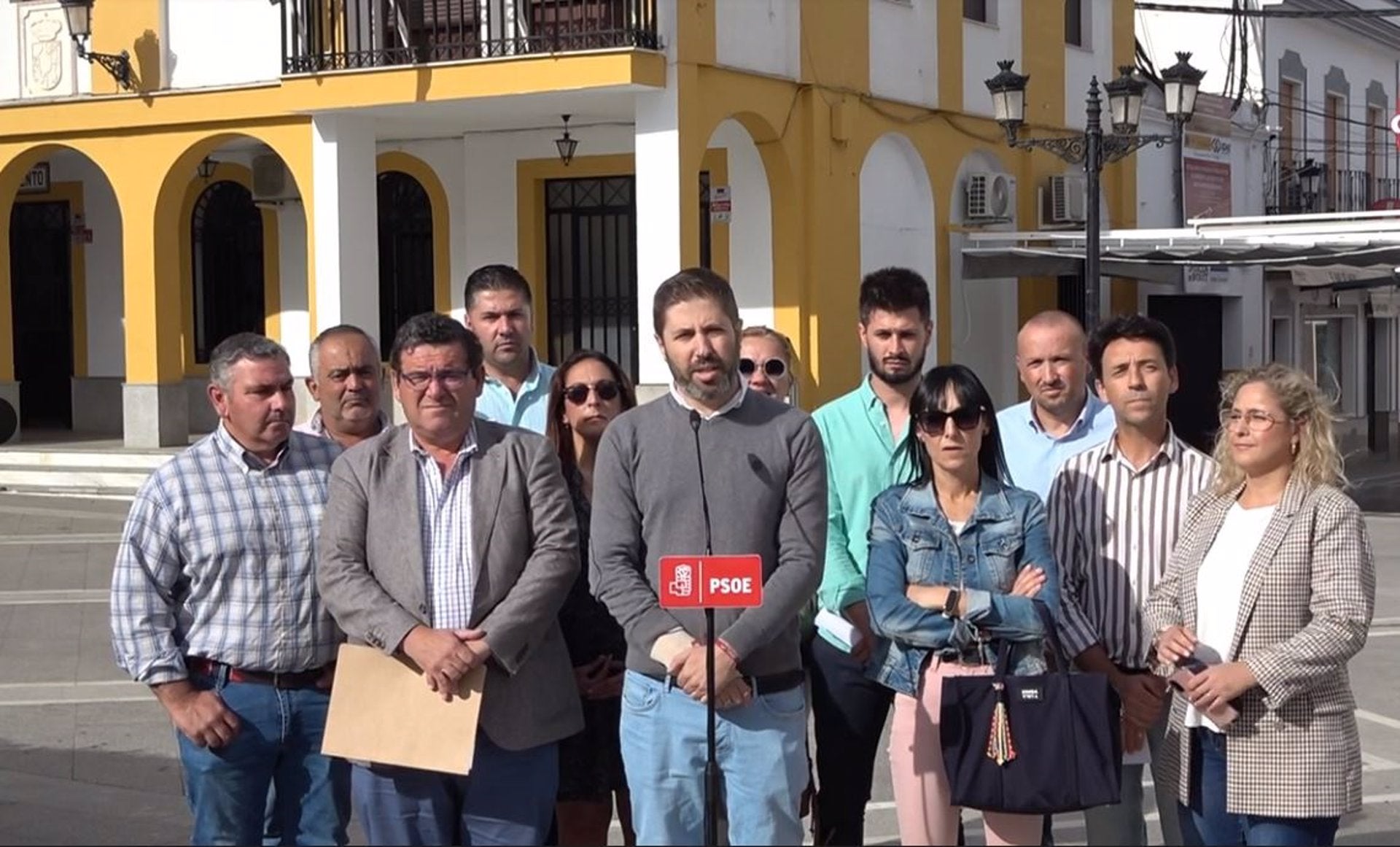 11 alcaldes socialistas firman ante notario su rechazo ante el proyecto de Vertedero en Salvatierra de los Barros 11 alcaldes socialistas firman ante notario su rechazo ante el proyecto de Vertedero en Salvatierra de los Barros
