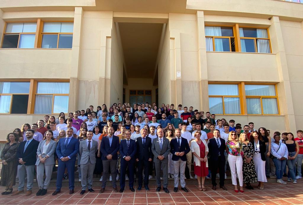 El alcalde de Málaga y el delegado de Universidades inauguran el curso en EADE El alcalde de Málaga y el delegado de Universidades inauguran el curso en EADE