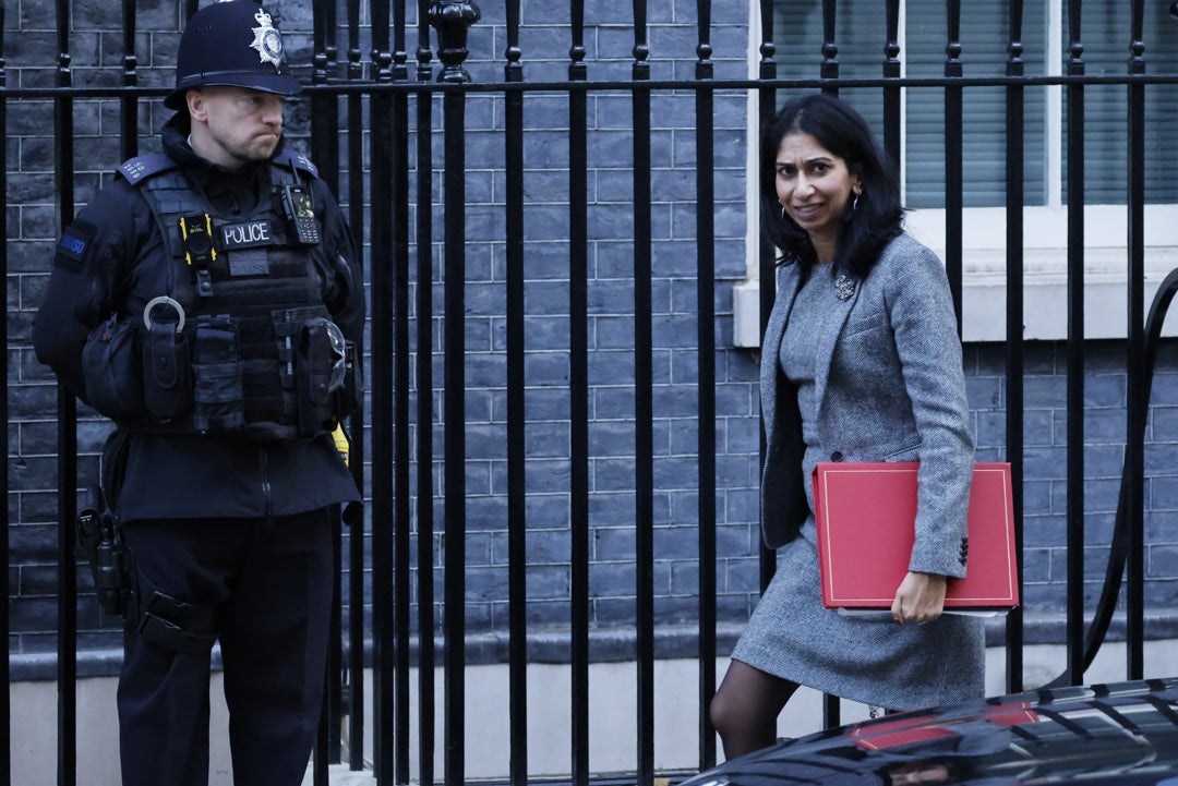 Dimite la ministra del Interior de Reino Unido Dimite la ministra del Interior de Reino Unido