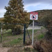 Técnicos de la Junta de Castilla y León abordan soluciones a los problemas de abastecimiento de agua en Barruelo de Santullán