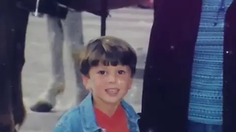 Emotiva carta de Gayá a su "yo de 6 años" Emotiva carta de Gayá a su "yo de 6 años"