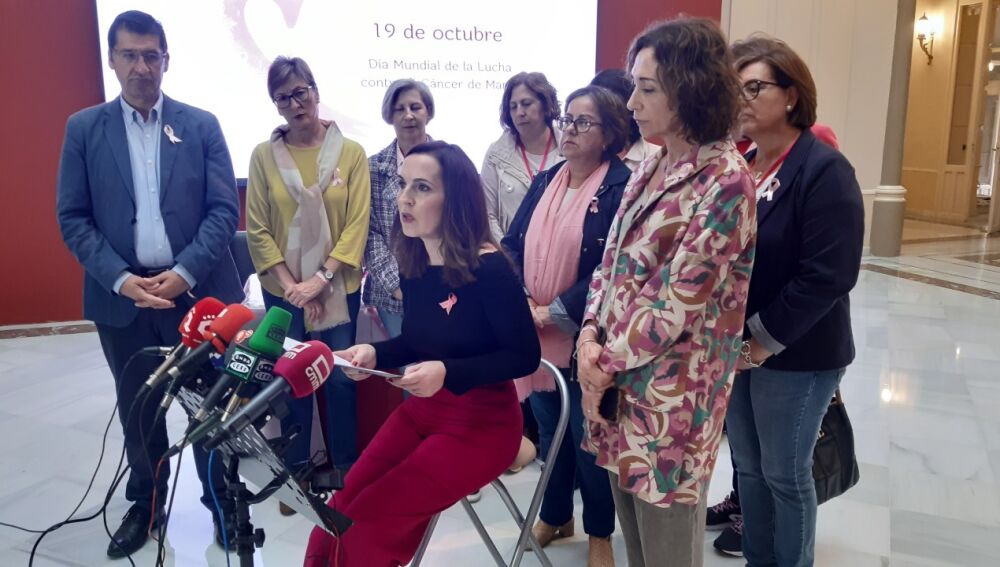 Sonia Marchán durante la lectura del manifiesto