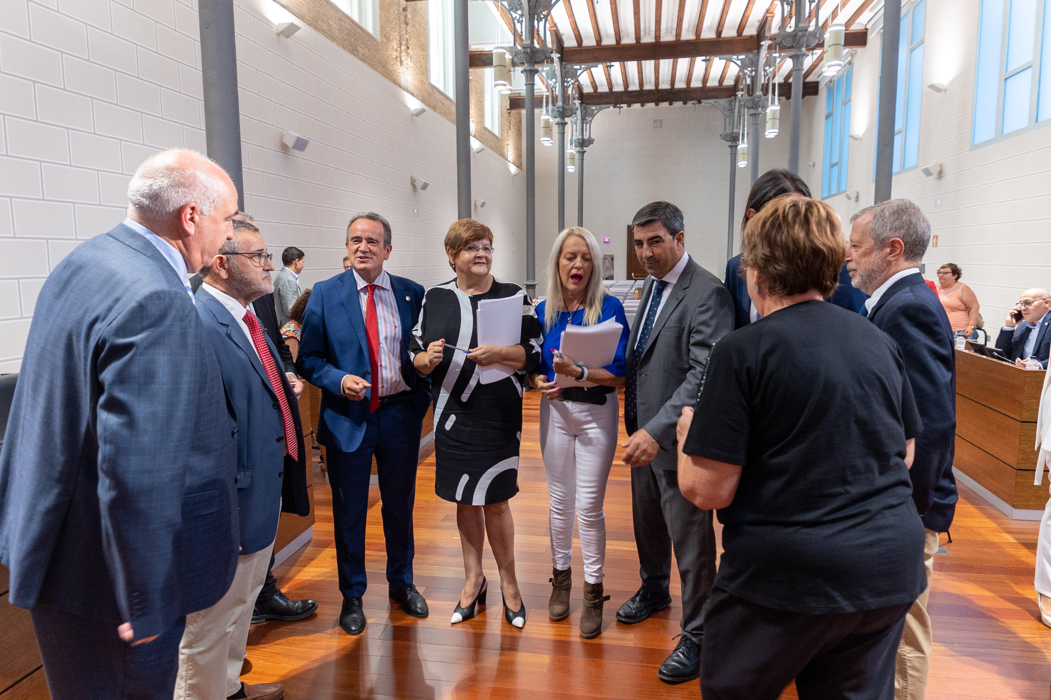 La DPZ exige extender las ayudas a empresas a la provincia de Zaragoza La DPZ exige extender las ayudas a empresas a la provincia de Zaragoza