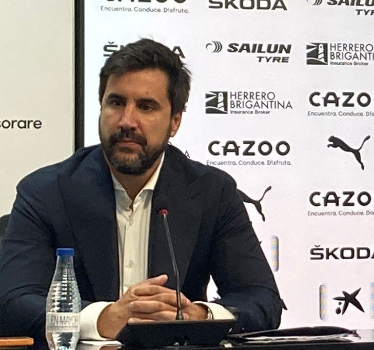 Solís: "Hemos intentado darle al entrenador todas las armas posibles" Solís: "Hemos intentado darle al entrenador todas las armas posibles"