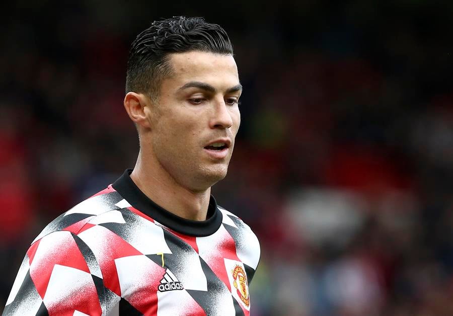 El Manchester United no perdona a Cristiano Ronaldo y le aparta tras su desplante El Manchester United no perdona a Cristiano Ronaldo y le aparta tras su desplante