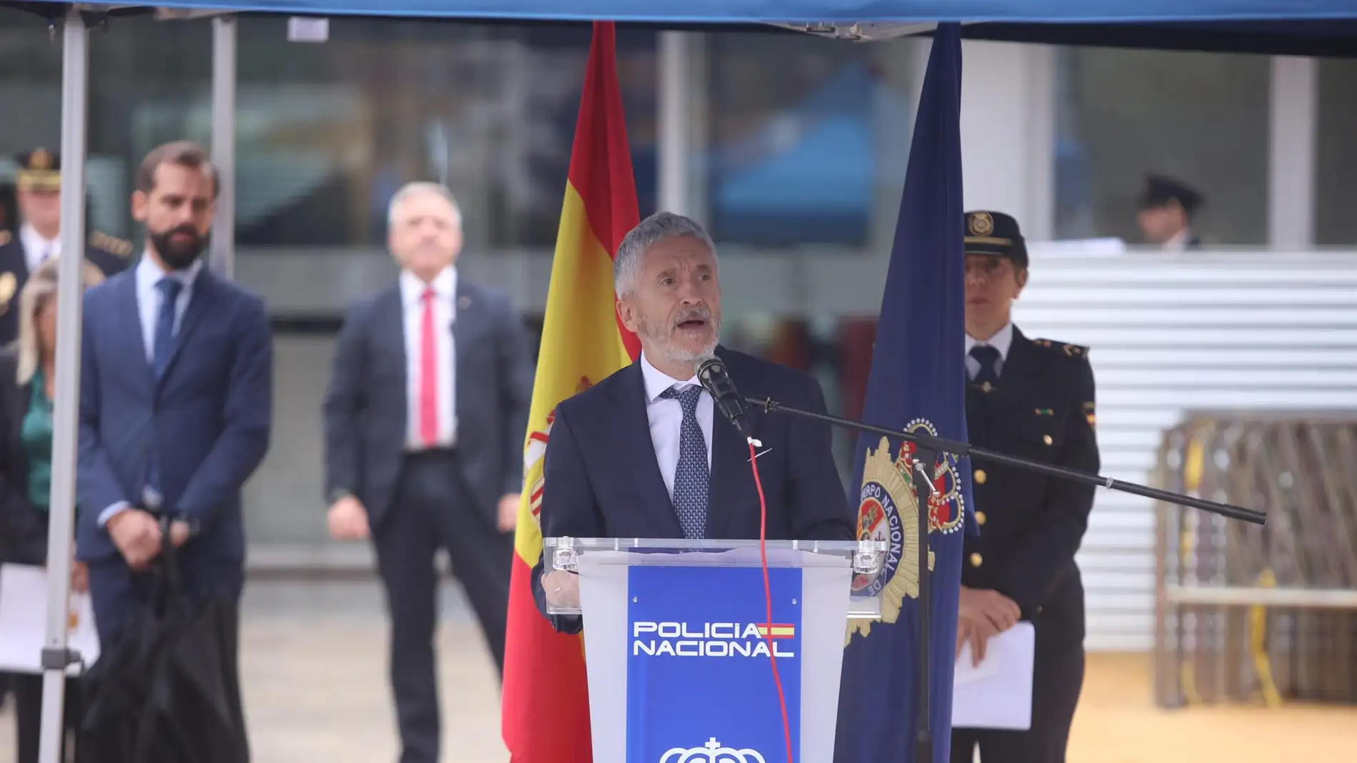 El ministro del Interior, Fernando Grande-Marlaska, preside la inauguración de la nueva comisaría de la Policía Nacional del Distrito Sur de Sevilla. 
