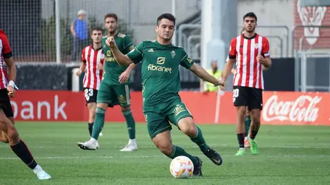 Ale Galindo en la victoria del Real Murcia contra el Bilbao Athletic Ale Galindo en la victoria del Real Murcia contra el Bilbao Athletic