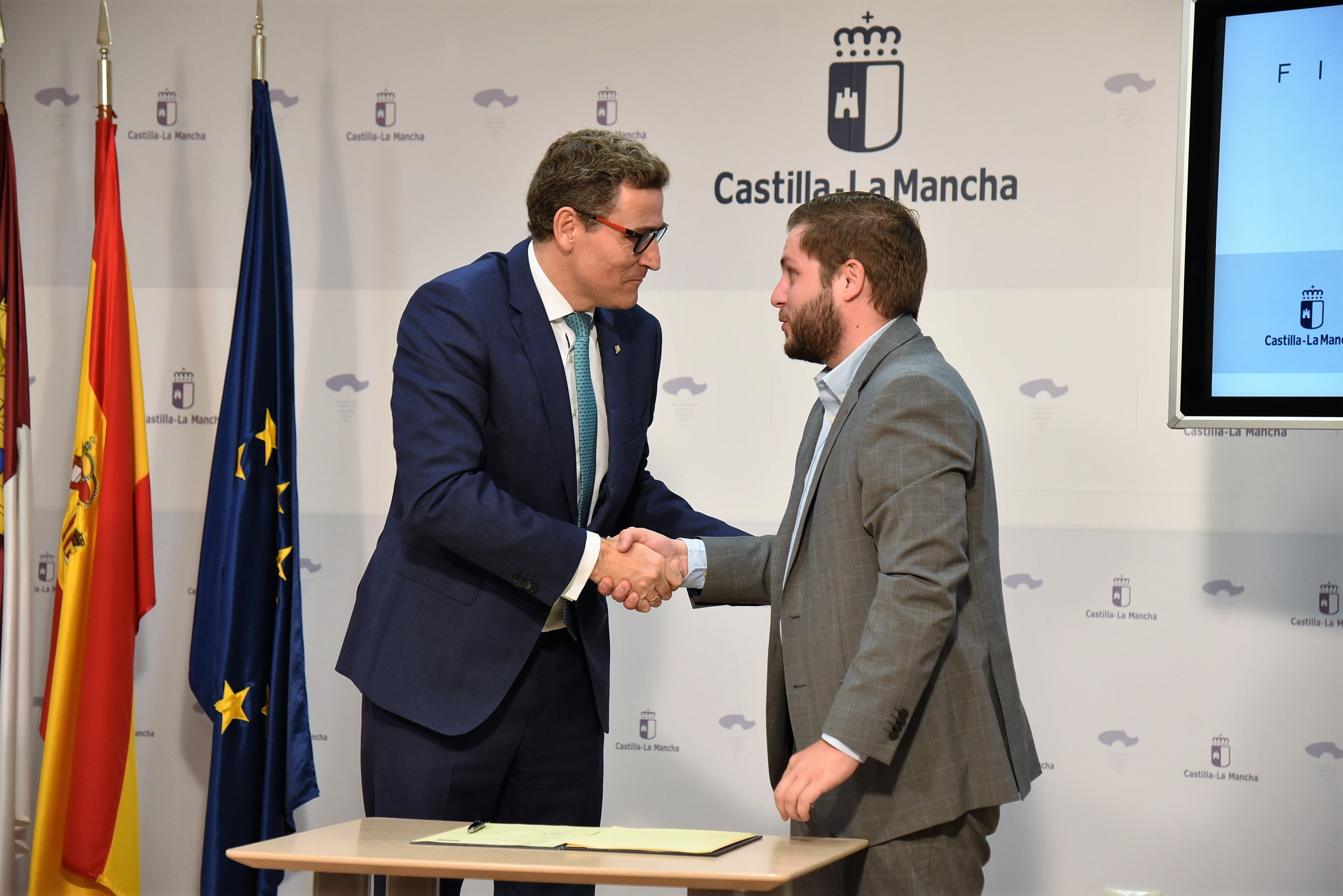 Eurocaja Rural se adhiere al convenio de la JCCM para difundir información financiera Eurocaja Rural se adhiere al convenio de la JCCM para difundir información financiera