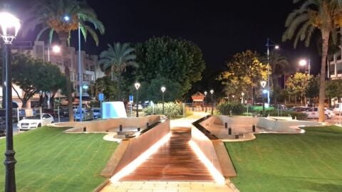 Fuente avenida Mediterr&aacute;neo San Pedro Alc&aacute;ntara