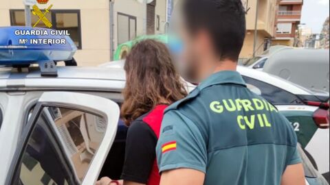 La Guardia Civil detiene al presunto autor de dos atracos en Archena con un cuchillo de grandes dimensiones