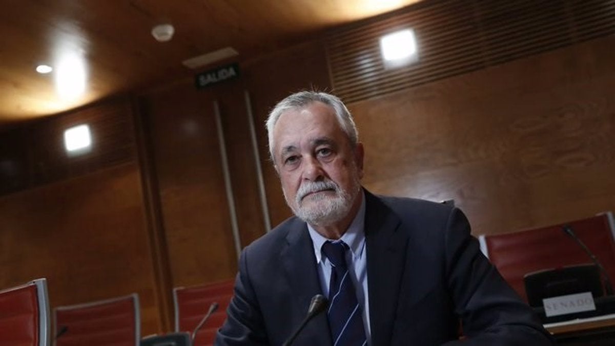 Siete de cada diez andaluces están en contra de que el Gobierno de España indulte a Griñán Siete de cada diez andaluces están en contra de que el Gobierno de España indulte a Griñán