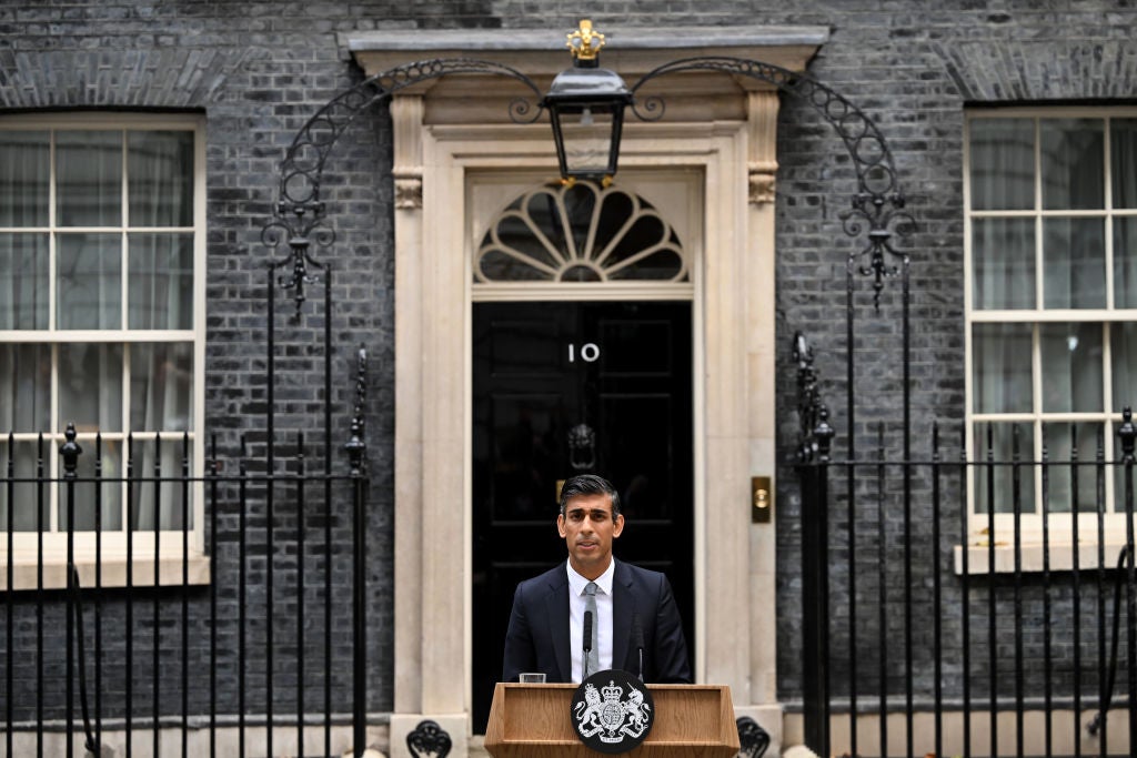 Rishi Sunak, nuevo primer ministro de Reino Unido: "Me ganaré la confianza de los ciudadanos" Rishi Sunak, nuevo primer ministro de Reino Unido: "Me ganaré la confianza de los ciudadanos"