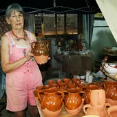 María de Gracia Arias, alfarera María de Gracia Arias, alfarera