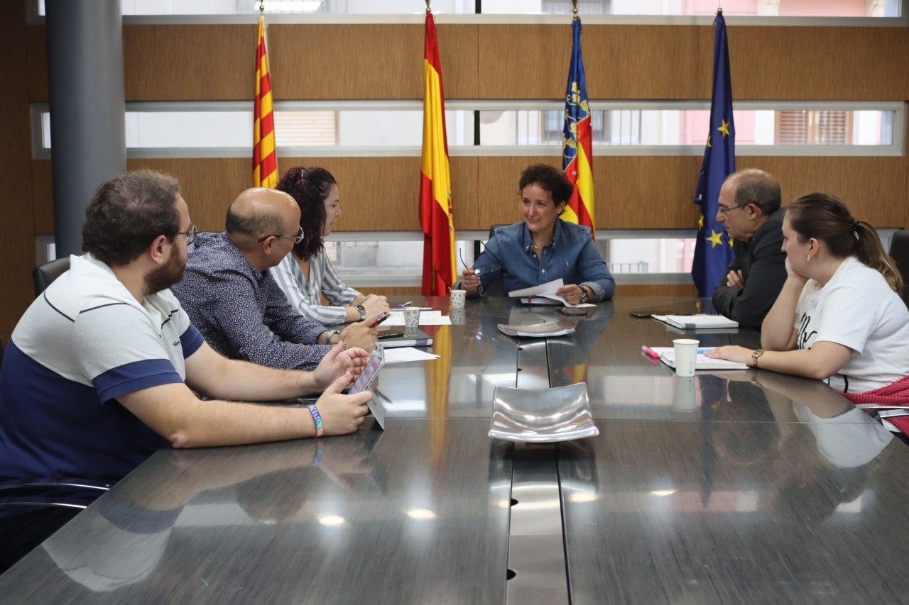 El Ayuntamiento de Onda ha contratado a 10 personas en riesgo de exclusión laboral El Ayuntamiento de Onda ha contratado a 10 personas en riesgo de exclusión laboral