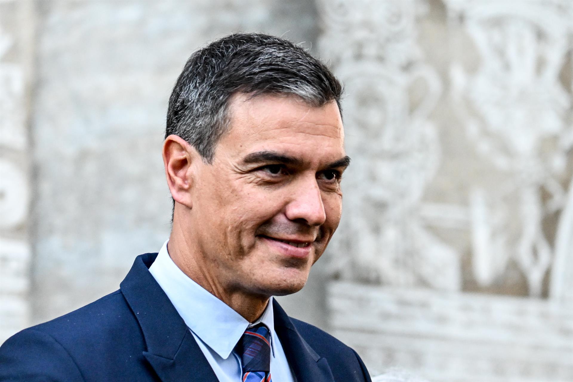 El Congreso debate los Presupuestos Generales con la ausencia de Pedro Sánchez El Congreso debate los Presupuestos Generales con la ausencia de Pedro Sánchez