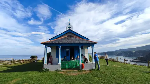 Más de Uno Luarca / Asturias desde Cadavedo Más de Uno Luarca / Asturias desde Cadavedo