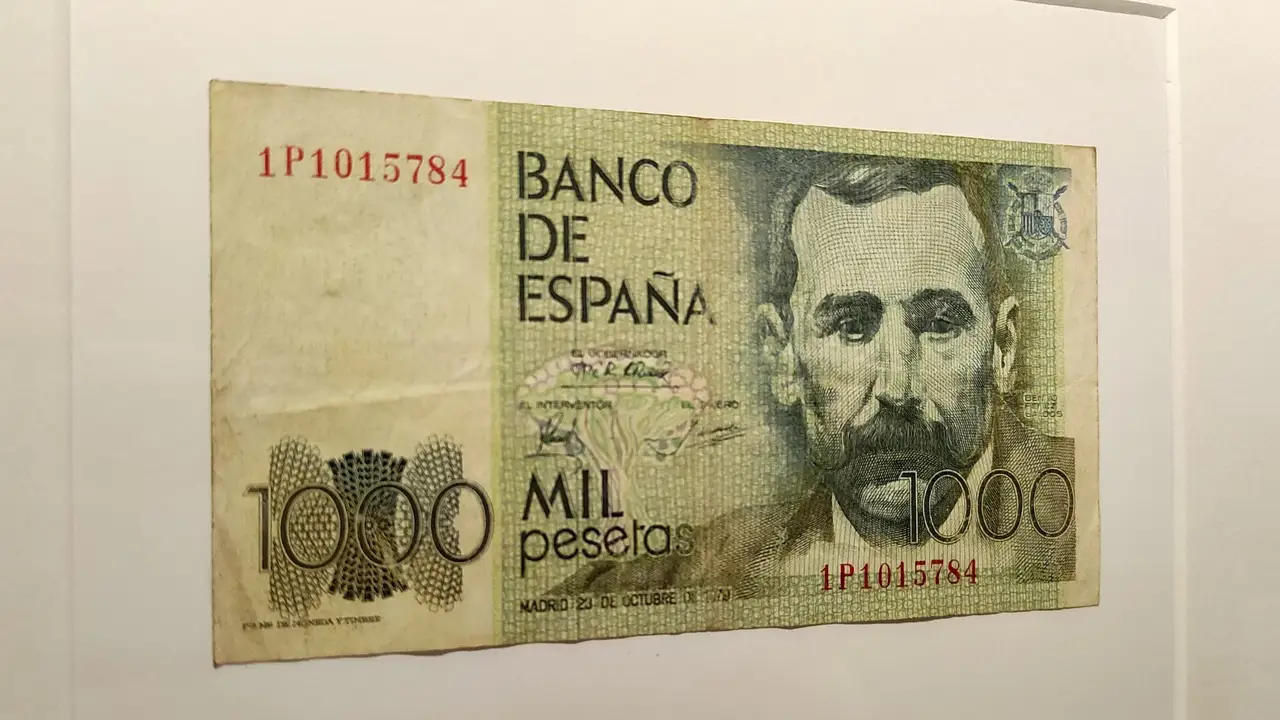 Billete de 1000 pesetas diseñado por Cruz Novillo Billete de 1000 pesetas diseñado por Cruz Novillo