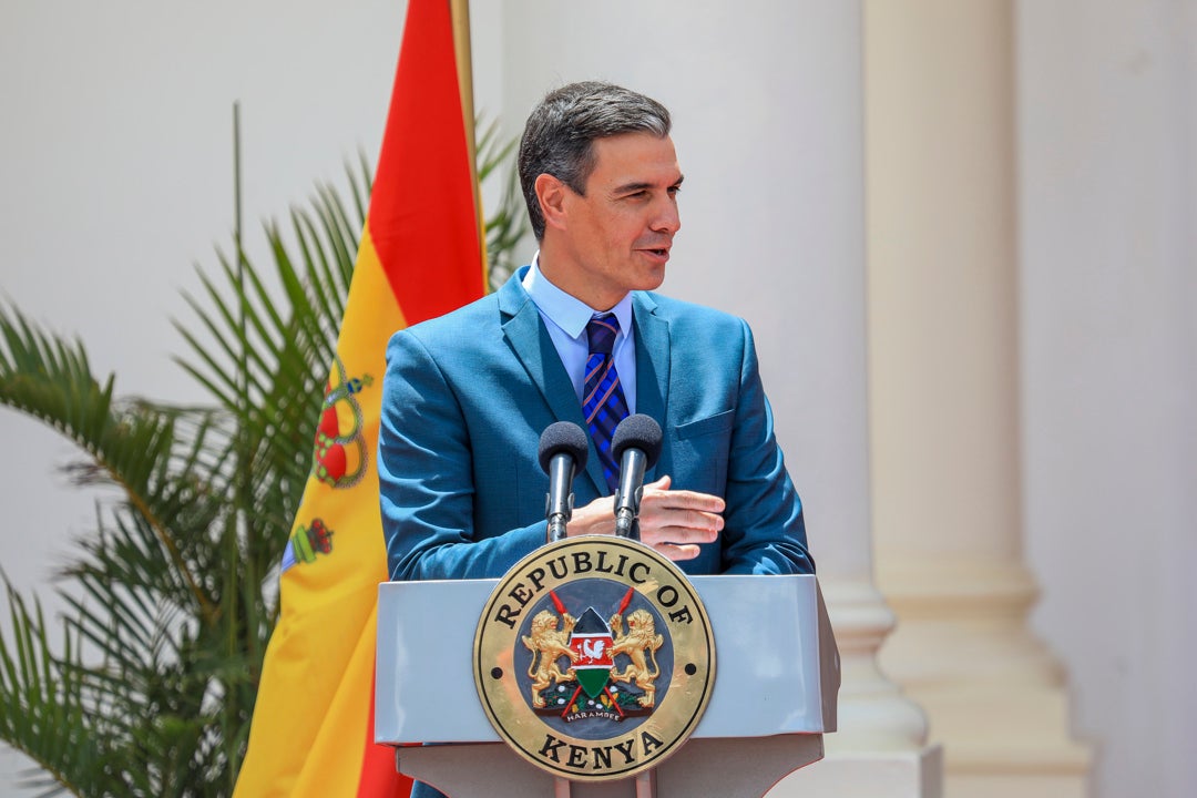 El momento en el que Pedro Sánchez confunde Kenia con Senegal ante su homólogo keniano El momento en el que Pedro Sánchez confunde Kenia con Senegal ante su homólogo keniano