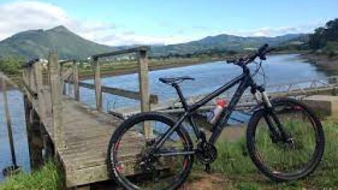 Bici en Urdaibai